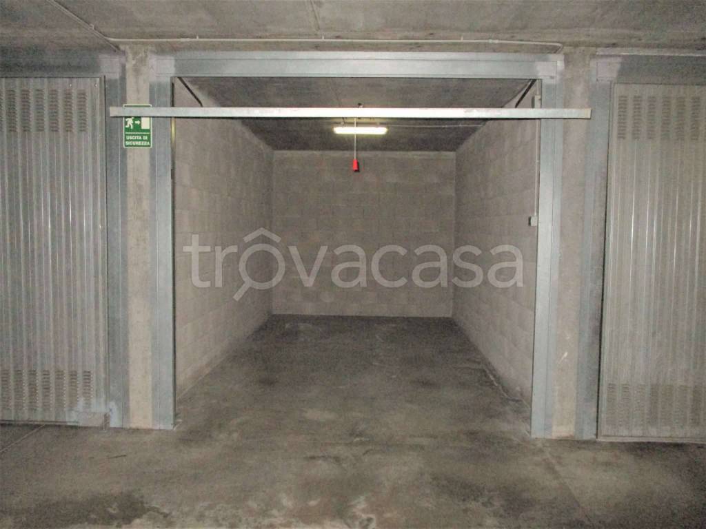 Garage in vendita a Trofarello via San Giovanni Bosco, 6