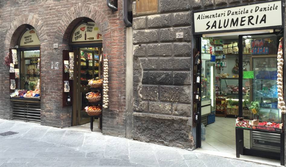 Negozio Alimentare in in vendita da privato a Siena via Tito Sarrocchi, 26