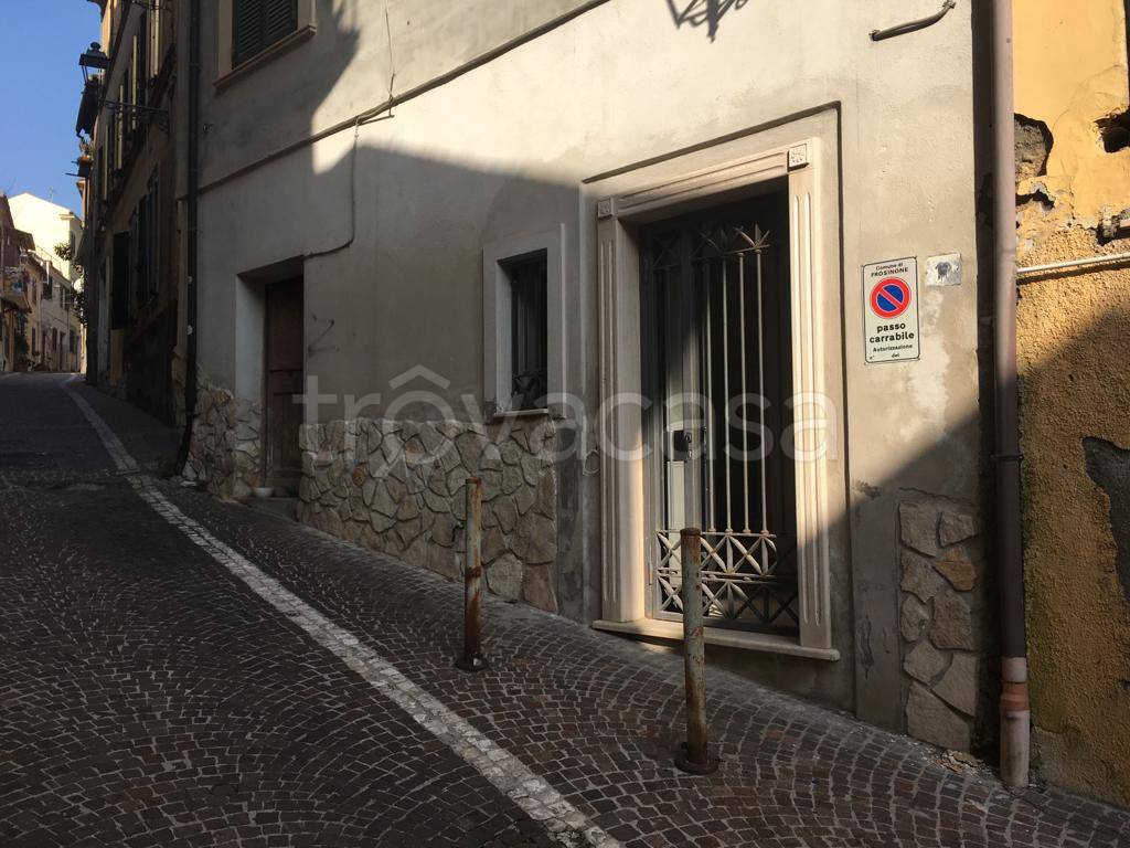Appartamento in vendita a Frosinone via Bruno Carloni, 19