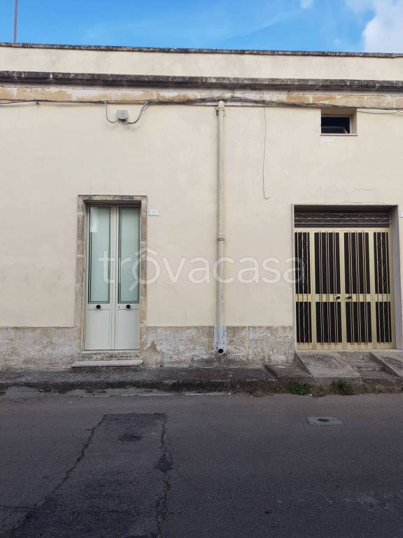 Appartamento in in vendita da privato a Vernole via Giovanni Pascoli, 5