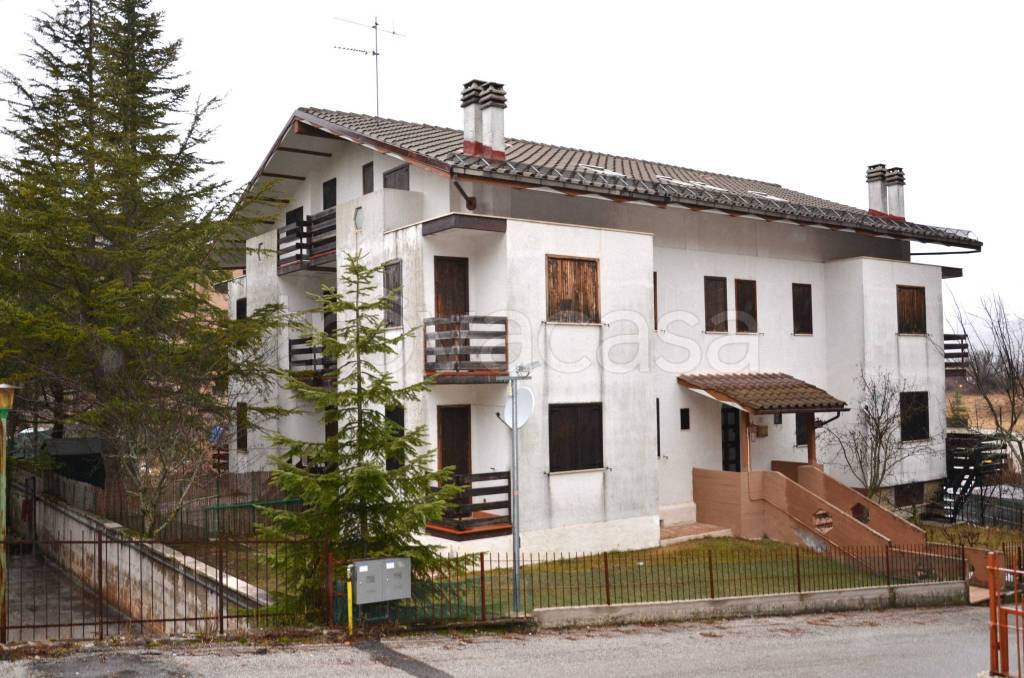 Appartamento in vendita a Ovindoli via Giuseppe Faelli