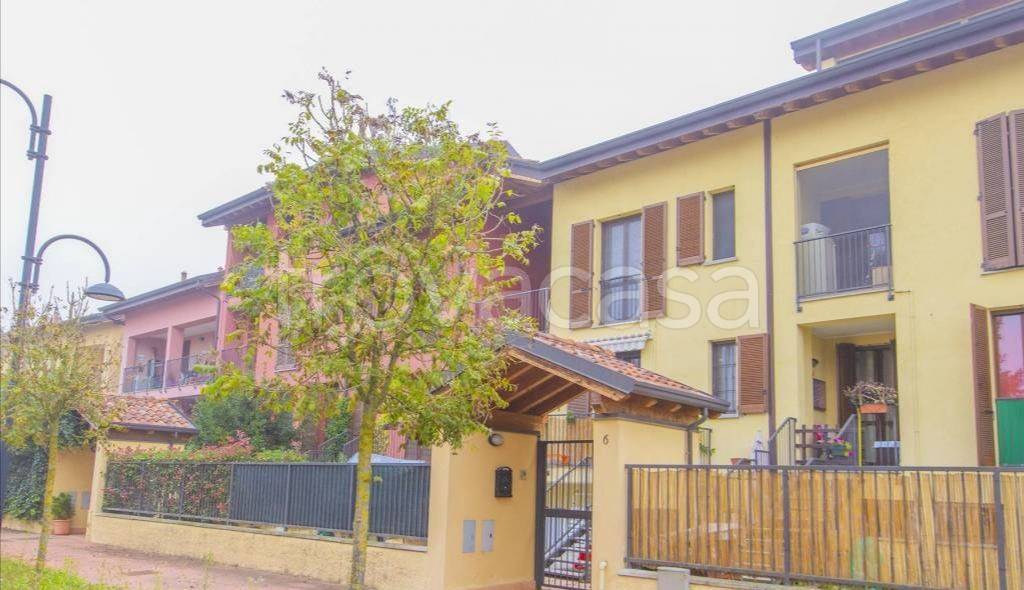Appartamento in in vendita da privato a Giussago via del Boccacino, 8
