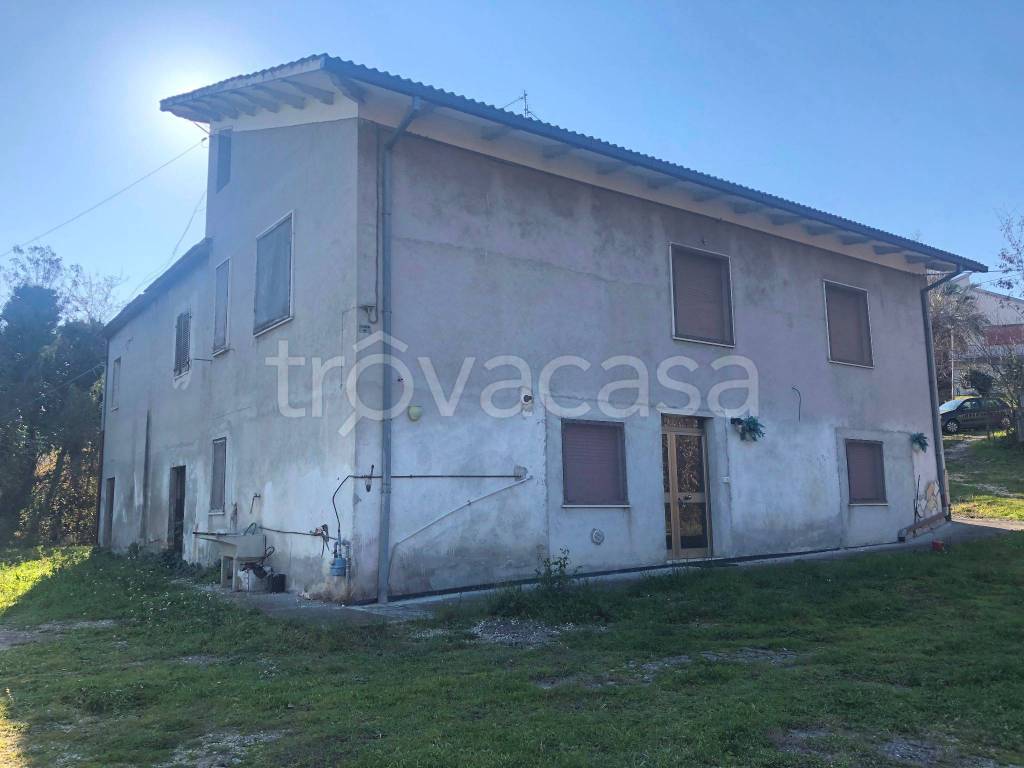 Villa in vendita a Casalincontrada via Maiella