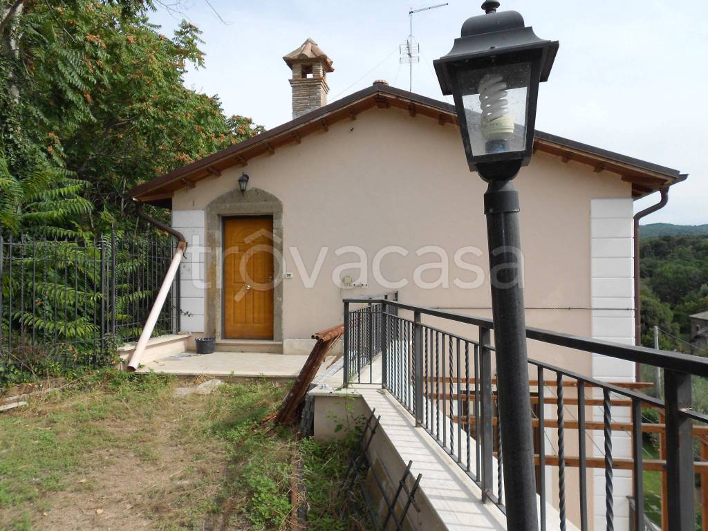 Casale in vendita a Viterbo strada Buon Respiro