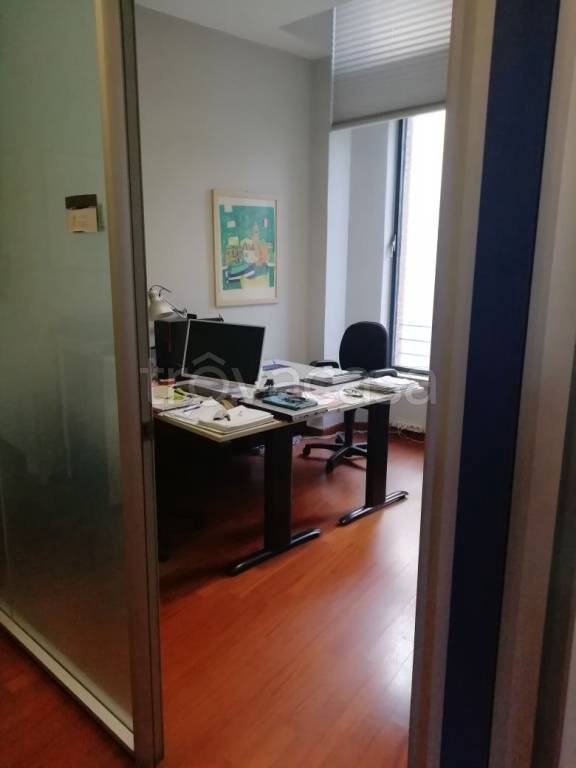 Ufficio in in affitto da privato a Milano corso Luigi Manusardi, 5