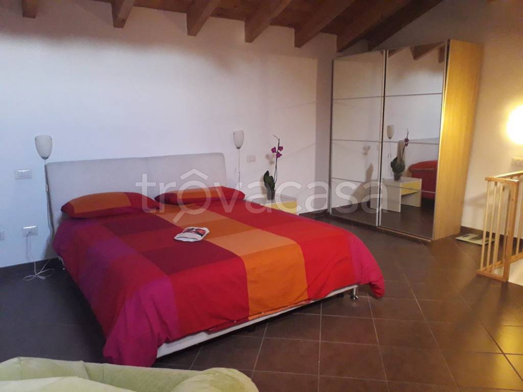 Appartamento in in vendita da privato a Ferno via Cesare Battisti, 26