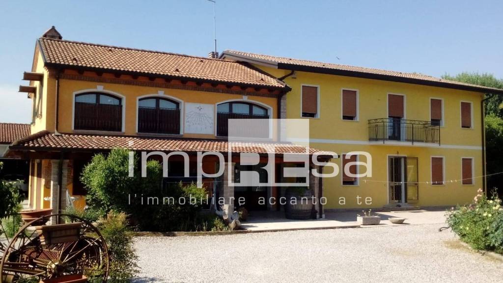 Casa Indipendente in vendita a Mogliano Veneto casale Sul Sile, 10
