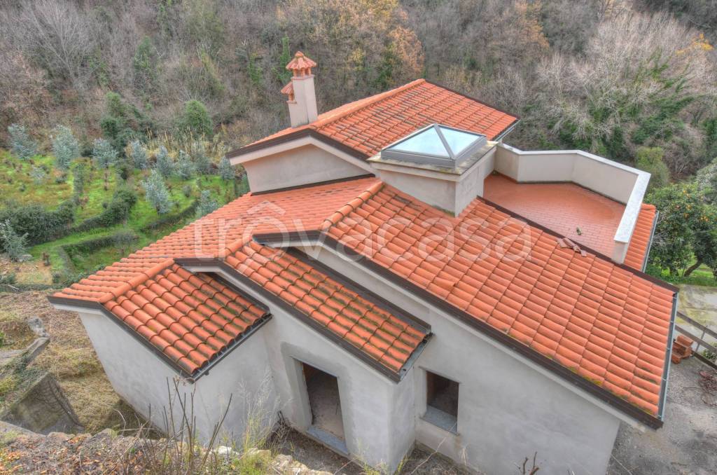 Villa Bifamiliare in vendita a Tovo San Giacomo via Briffi