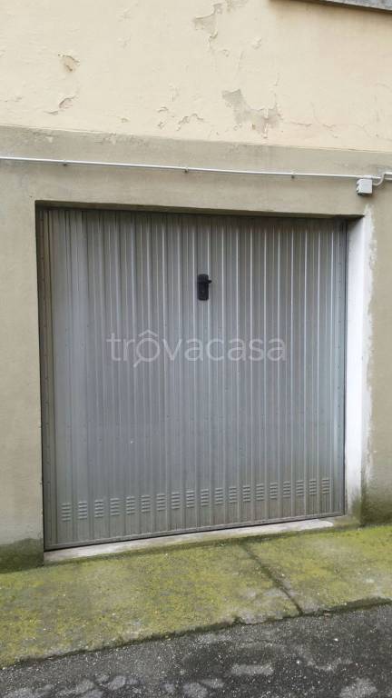 Garage in vendita a Novi Ligure via Felice Cavallotti, 54