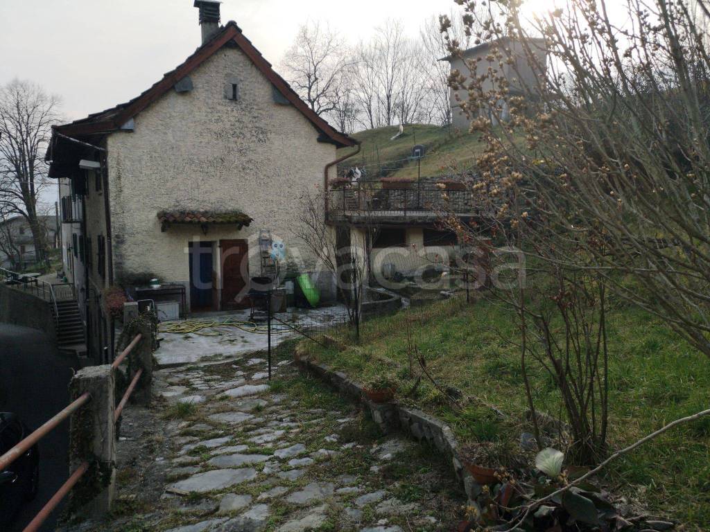 Casa Indipendente in in vendita da privato a Berbenno via Fabio Filzi, 26
