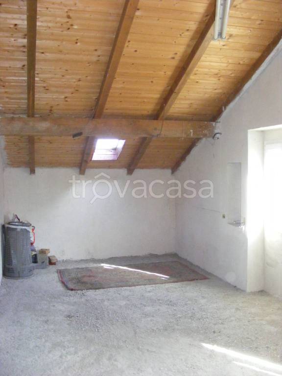 Casa Indipendente in vendita a Gattico-Veruno