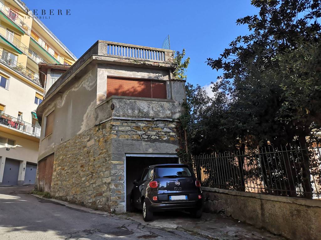 Casa Indipendente in vendita a Rapallo via Privata Primavera, 11