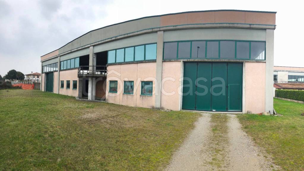 Capannone Industriale in in vendita da privato ad Annone Veneto via Loncon