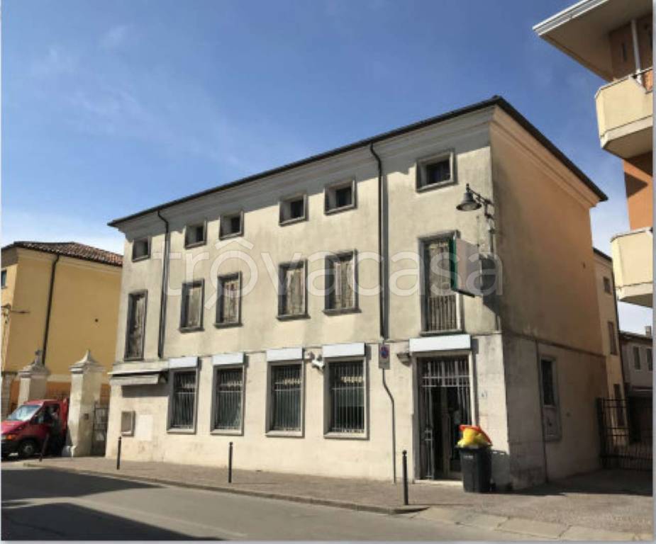Filiale Bancaria in vendita a Sossano via San Sepolcro 6