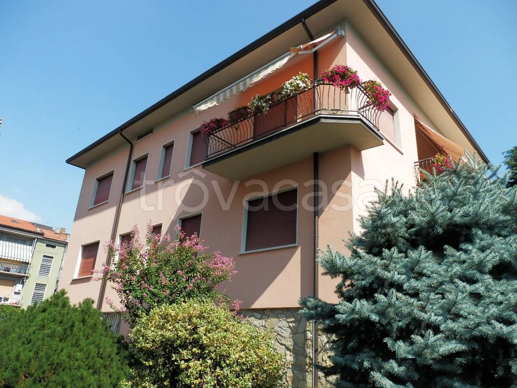 Terreno Residenziale in vendita a Bergamo via Stelvio 5