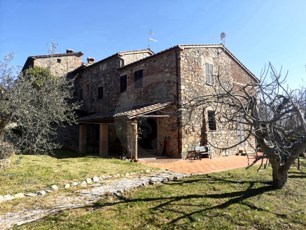 Casale in vendita a Cetona via Giovanni Boccaccio