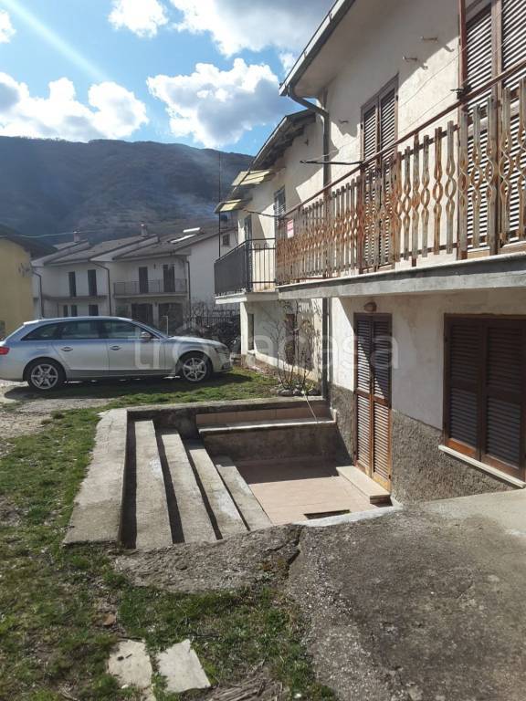 Casa Indipendente in in vendita da privato a Borgorose via Capo Croce