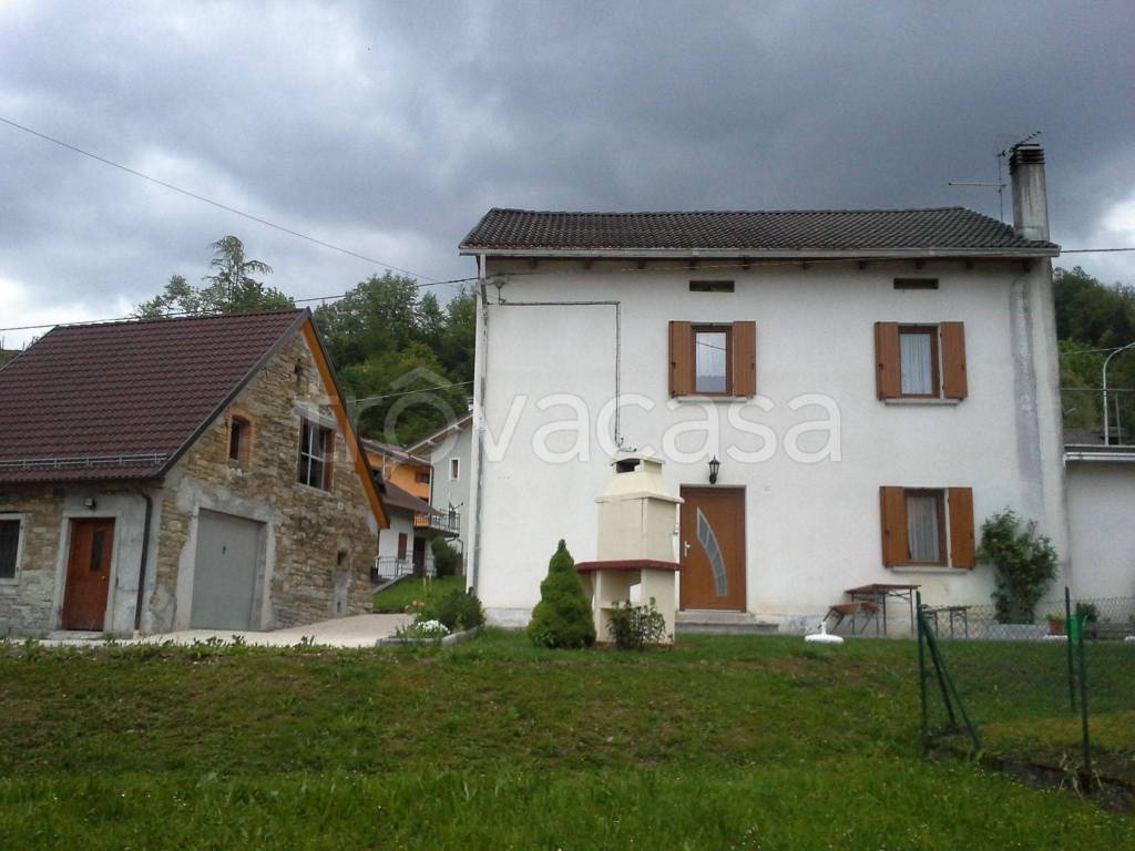 Villa in in vendita da privato ad Alpago via Trieste, 22