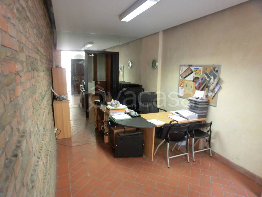Ufficio in affitto a Imola via Nino Bixio