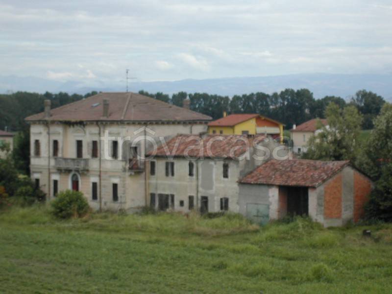 Villa Bifamiliare in vendita a Ronco all'Adige