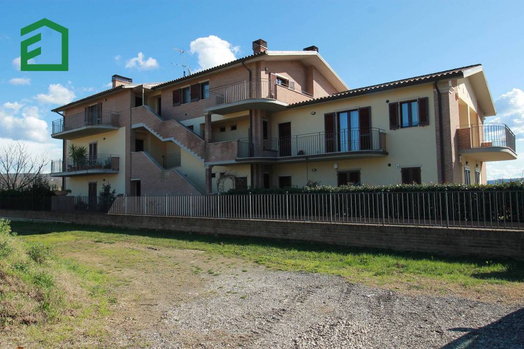 Appartamento in vendita ad Attigliano piazza Umberto I, 1