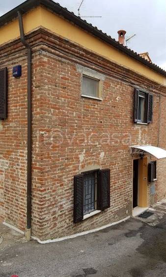 Casa Indipendente in vendita a Castiglione del Lago via Etruria
