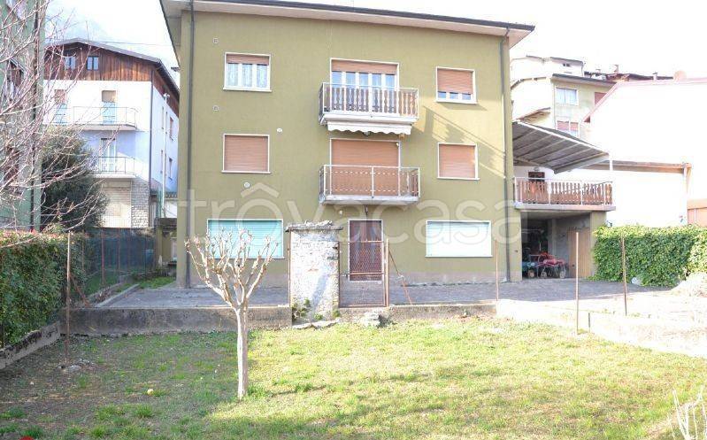 Appartamento in vendita a Gazzaniga