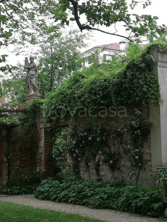 Villa Padronale in vendita a Padova piazza del Santo