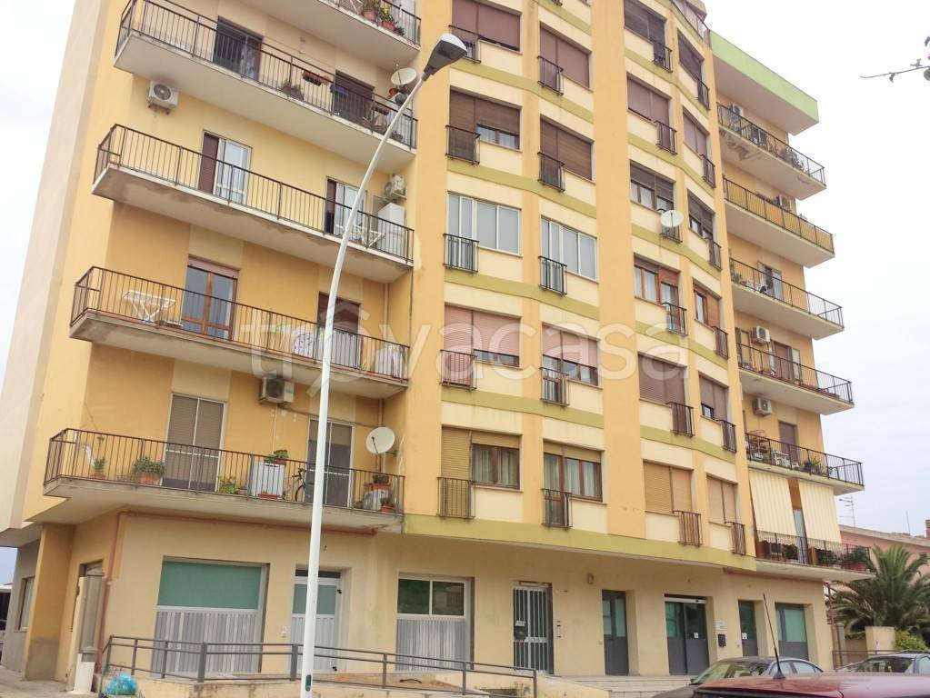 Appartamento in vendita a Carbonia via Brigata Sassari
