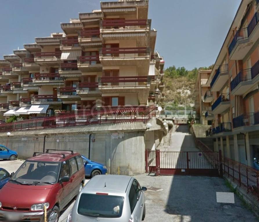 Magazzino in in affitto da privato ad Ascoli Piceno via Faiano, 5A