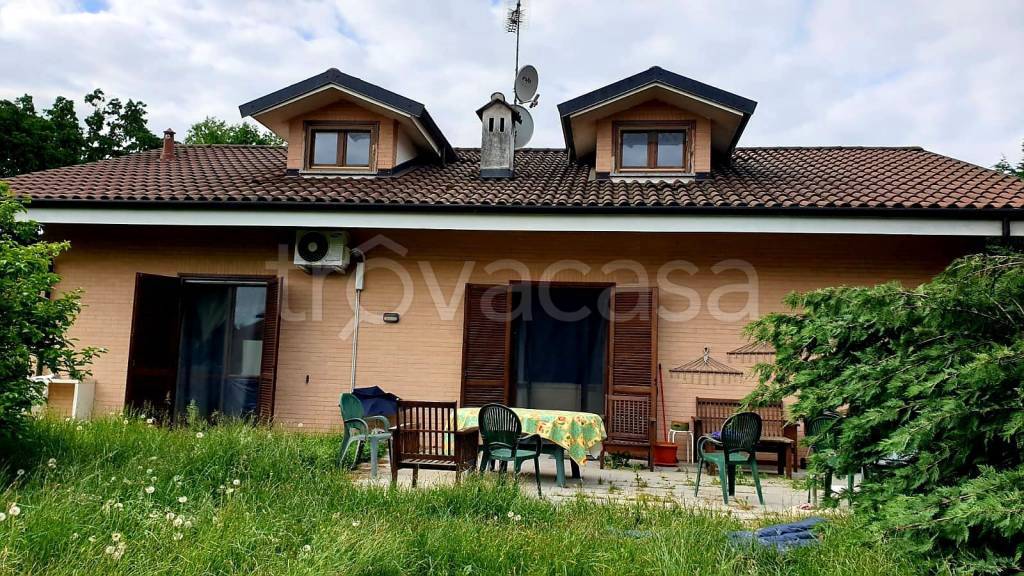 Villa in in vendita da privato a Rivarossa via San Francesco al Campo, 31