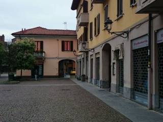 Garage in affitto a cologno monzese via gabrio casati, 12