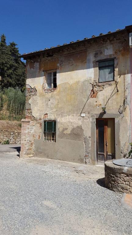 Casa Indipendente in in vendita da privato a Capannori via di Castello, 10
