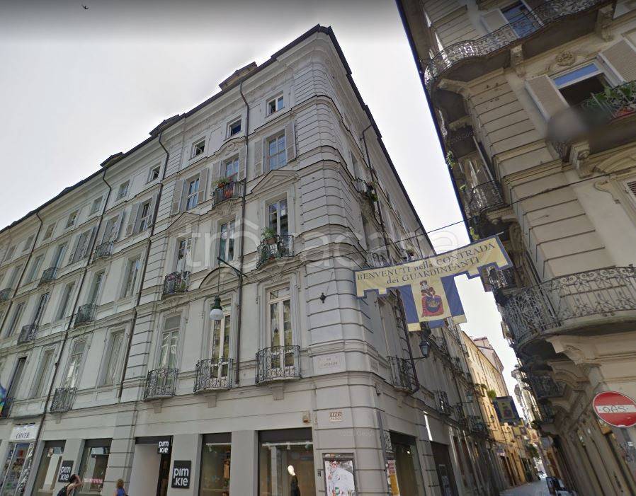 Loft in vendita a Torino via Mercanti, 1