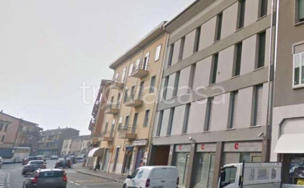 Ufficio in vendita a Mantova via Verona, 28