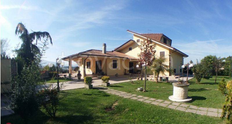 Villa in vendita a Ceccano via Scifelli, 37