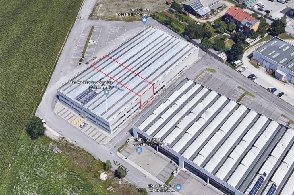 Capannone Industriale in in vendita da privato a Udine via Porzus