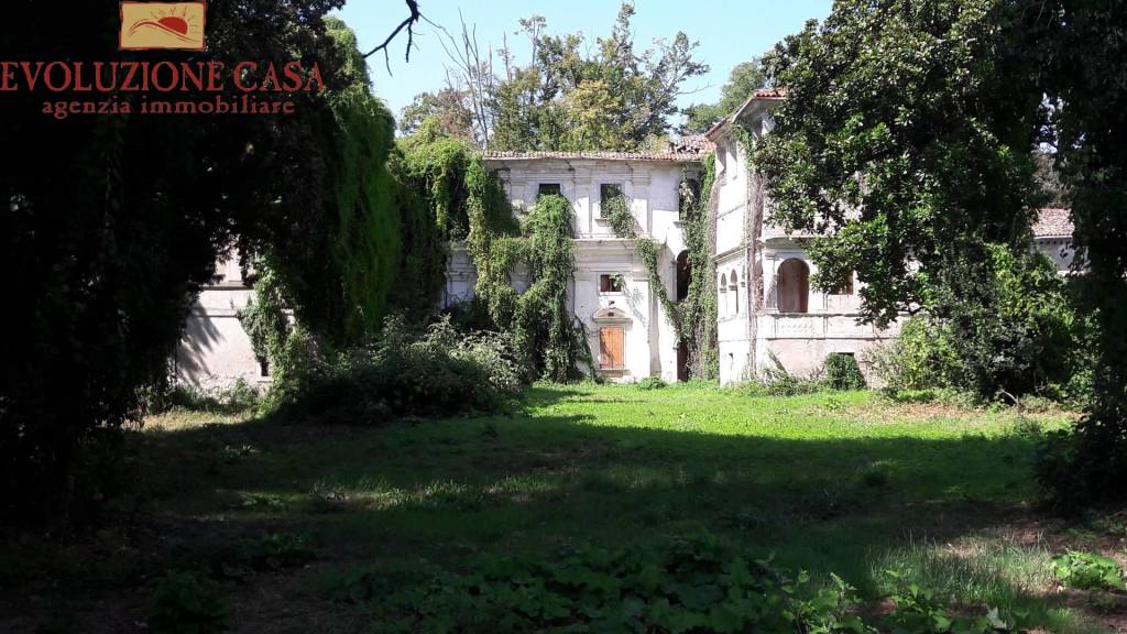Casa Indipendente in vendita a Campolongo Tapogliano via Aquileia, 37