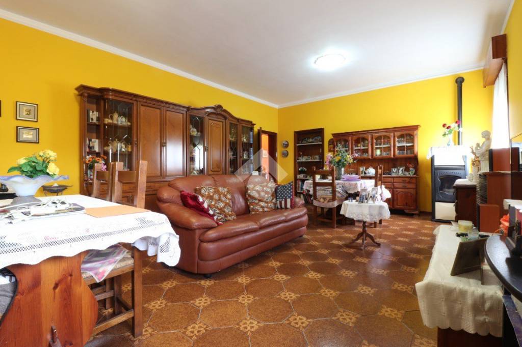 Appartamento in vendita a Porto Mantovano strada Antonio Gramsci, 1/l