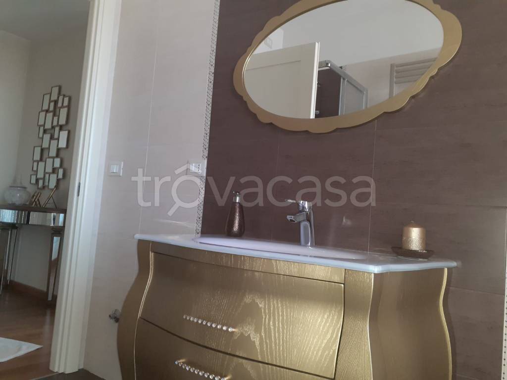 Appartamento in vendita a Pescara via Socrate