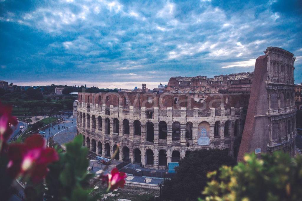 Appartamento in vendita a Roma colosseo