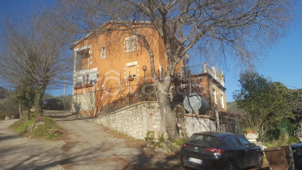 Villa in in vendita da privato ad Arrone strada Statale Valnerina, 29