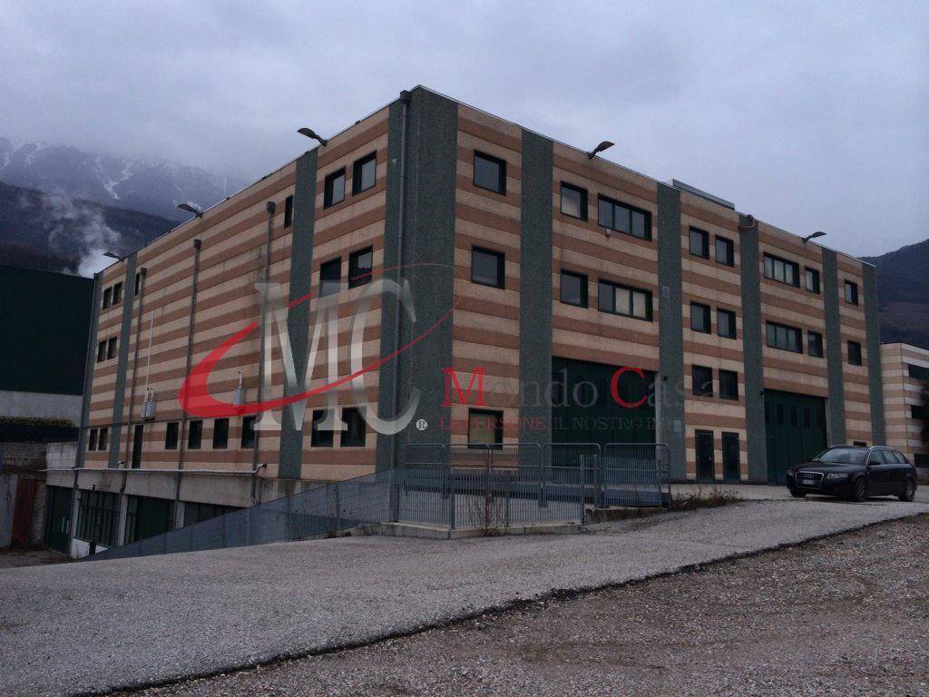 Capannone Industriale in vendita a Rovereto strada provinciale 90