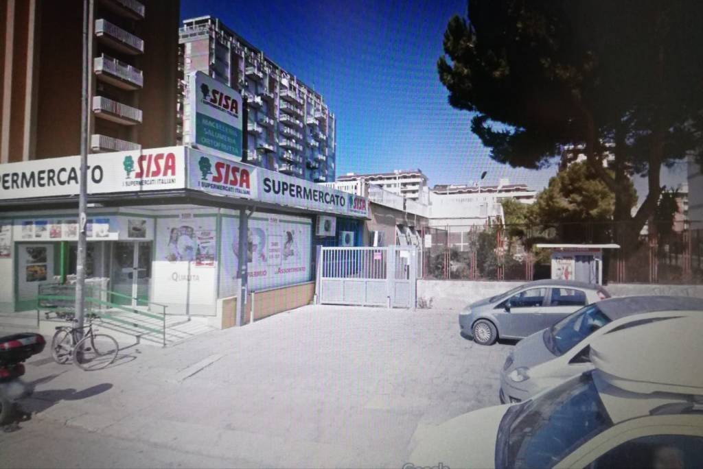 Garage in vendita a Palermo via Ammiraglio Rizzo, 64