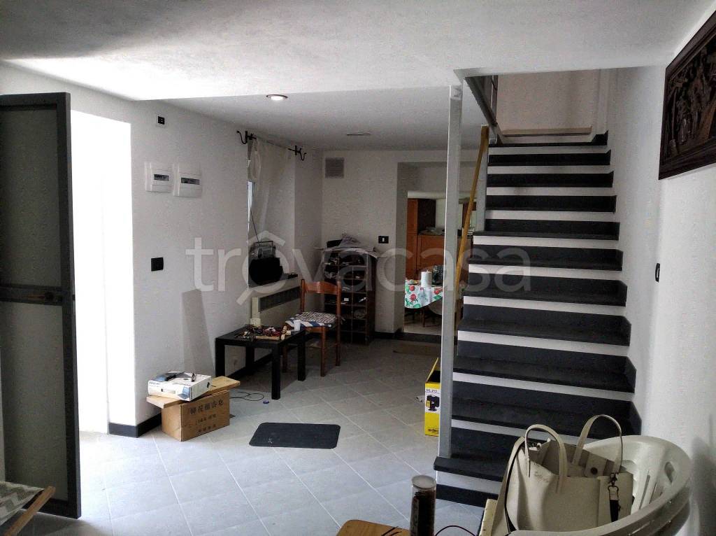 Appartamento in in vendita da privato a Borzonasca frazione Temossi, 1