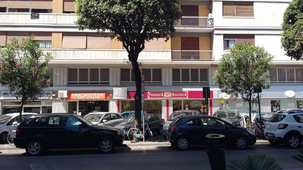 Ufficio in vendita a San Benedetto del Tronto via Simone Formentini, 74