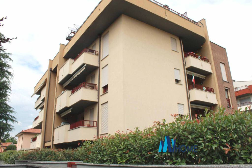 Appartamento in vendita a Cesano Maderno via Misurina