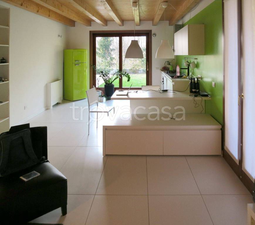 Appartamento in in affitto da privato a Sacile via Villorba, 31