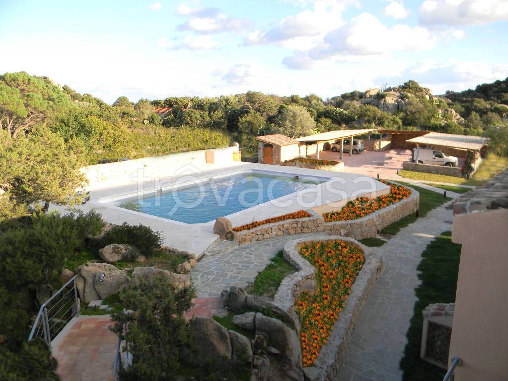 Villa in vendita ad Arzachena via Monti Tundi, 20