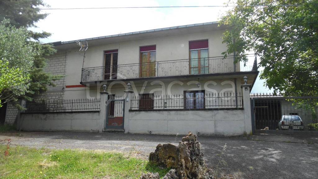Appartamento in vendita a Sant'Angelo dei Lombardi contrada Erbaia